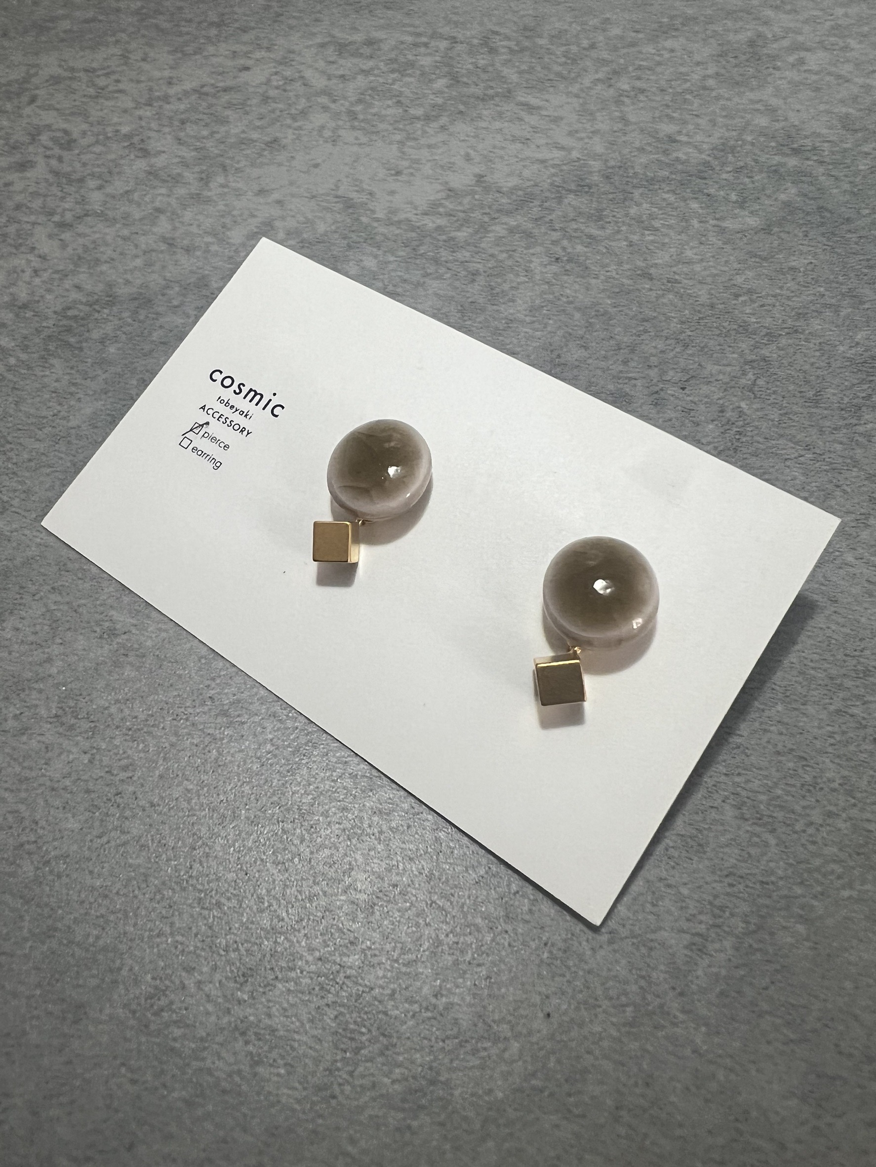 0004ピアス茶パーツゴールド